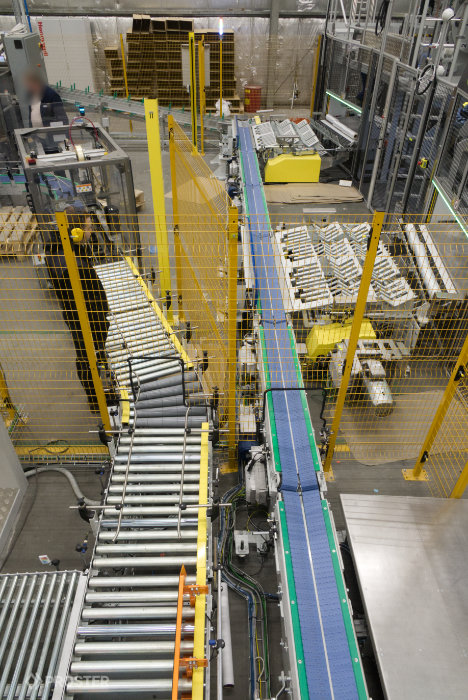 linia-pakowania-i-paletyzacji-rolek