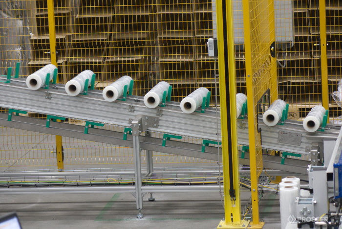 rolki-na-przenośniku