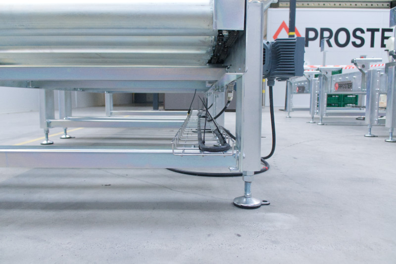 podstawa i korytko przenośnika rolkowego