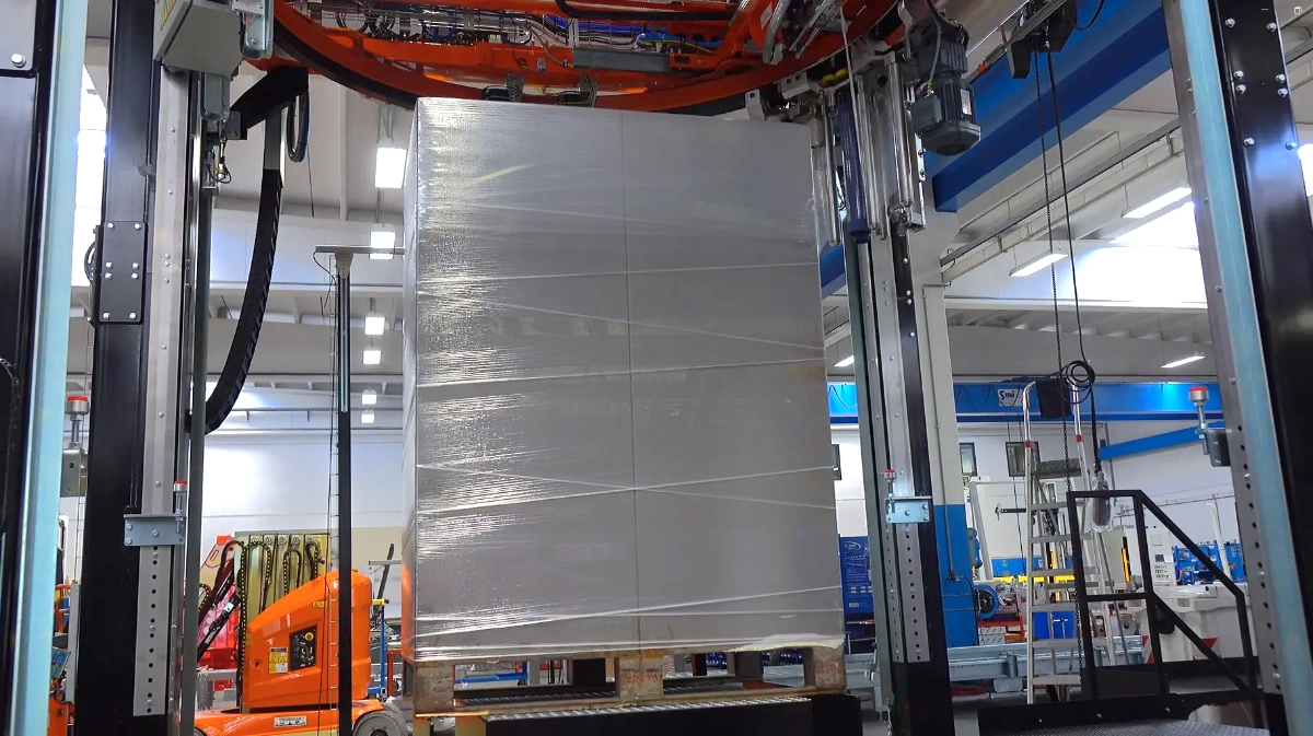 Paleta owinięta folią stretch